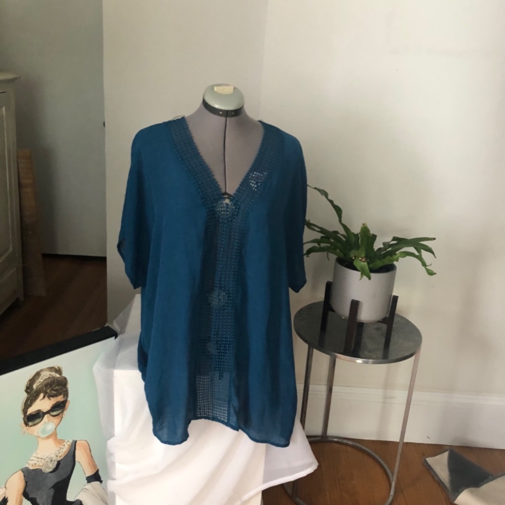 Tunic - Picture 2 of 2